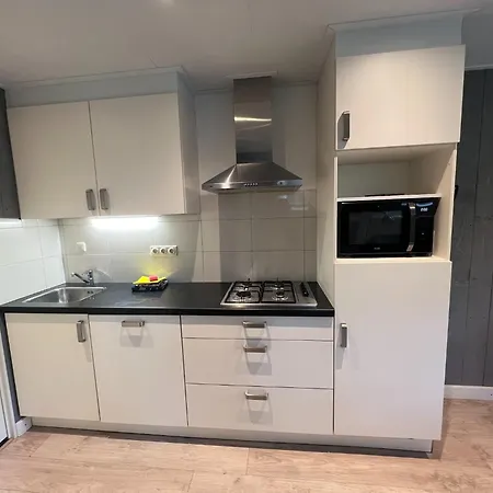 Semi-detached 'muizenoortje' At Park Vosseven *