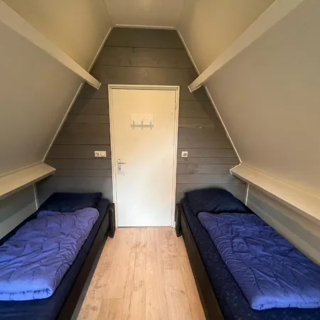 Dom wakacyjny Semi-detached 'muizenoortje' At Park Vosseven Stramproy