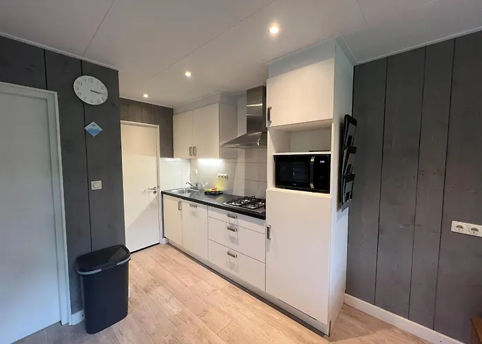 Vakantiehuis Semi-detached 'muizenoortje' At Park Vosseven Stramproy