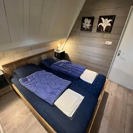 Semi-detached 'muizenoortje' At Park Vosseven Prázdninový dům