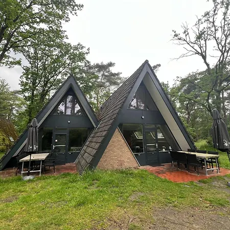 Semi-detached 'muizenoortje' At Park Vosseven Prázdninový dům